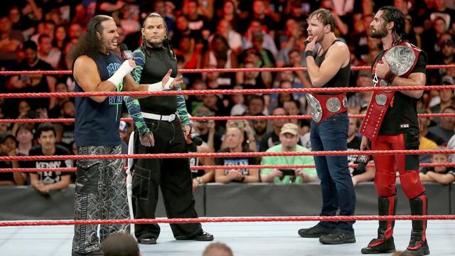 WWE Photo
