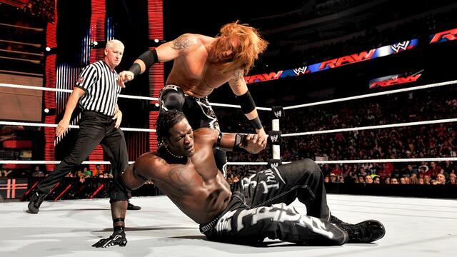 WWE Photo
