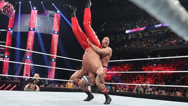 WWE Photo