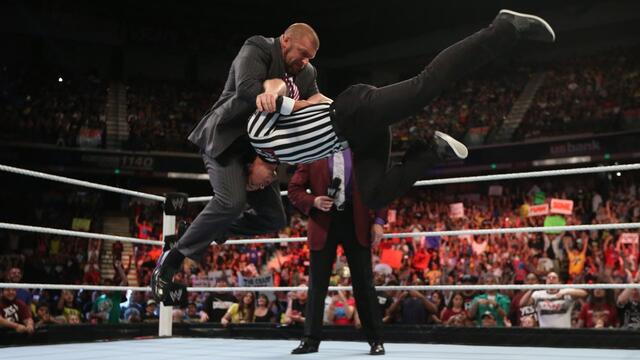 WWE Photo