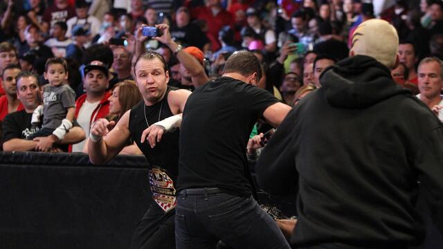 WWE Photo