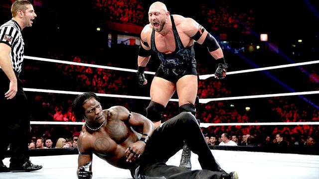 WWE Photo