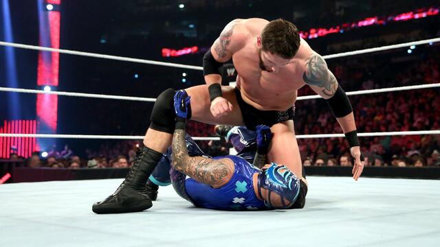 WWE Photo