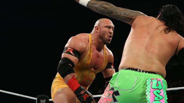WWE Photo
