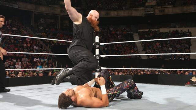 WWE Photo