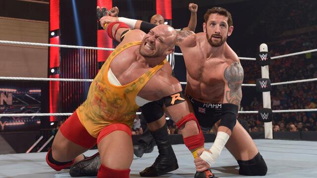 WWE Photo
