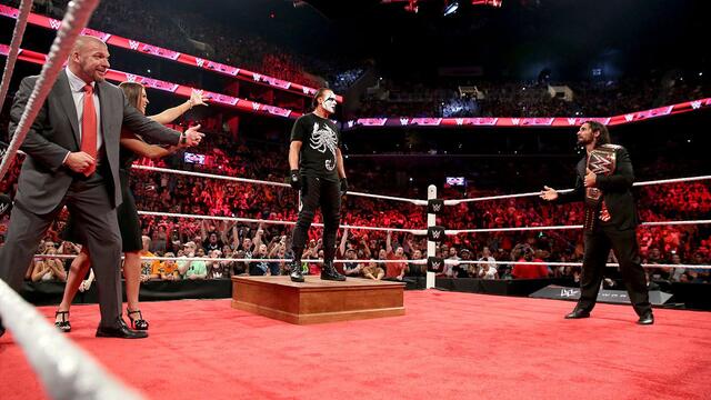 WWE Photo