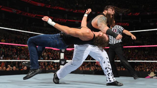 WWE Photo