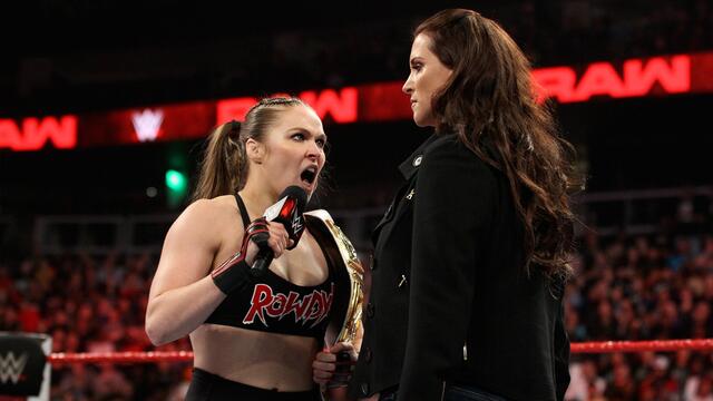 WWE Photo