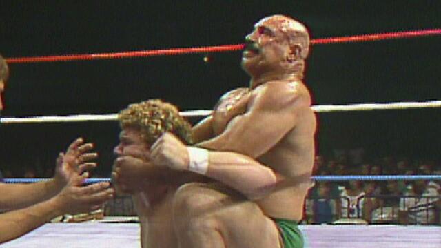 [Image: hof_ironsheik--e616b176642e785894f6f8e64da86586.jpg]
