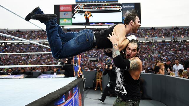WWE Photo