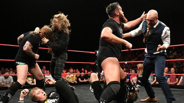 WWE Photo