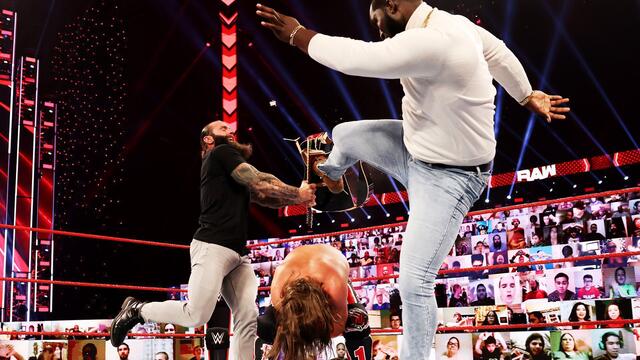 WWE Photo