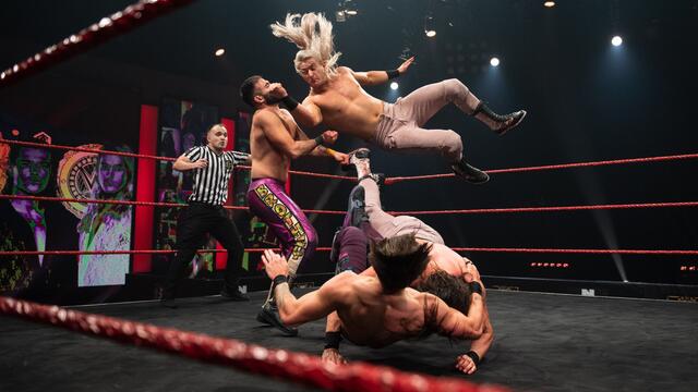 WWE Photo