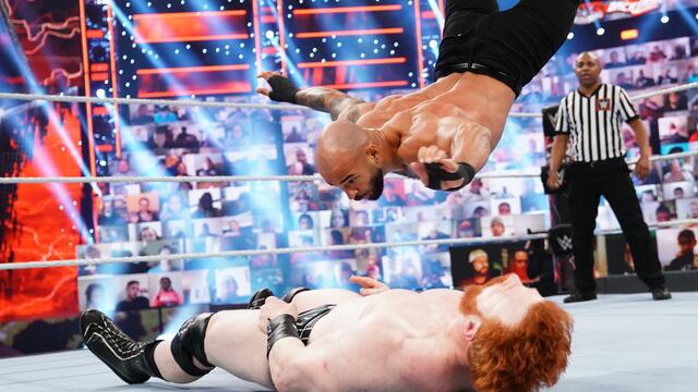 WWE Photo