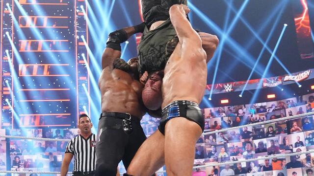 WWE Photo