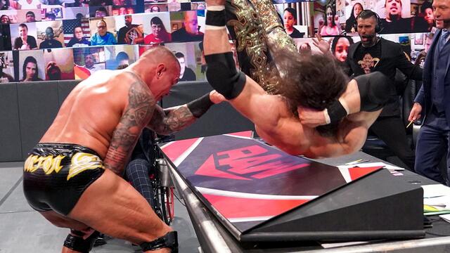 WWE Photo