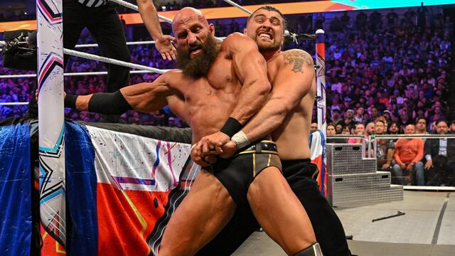 WWE Photo