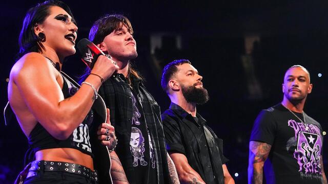 WWE Photo