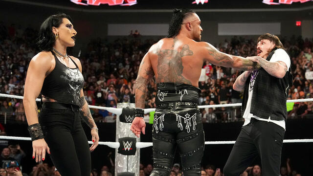 WWE Photo