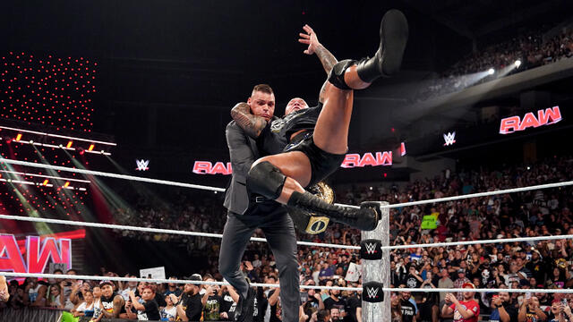 WWE Photo