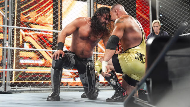 Breakker vs. Rollins