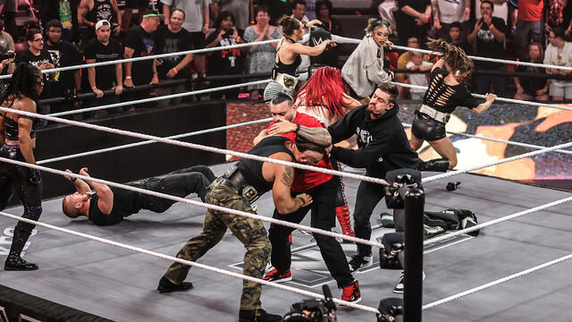 WWE Photo