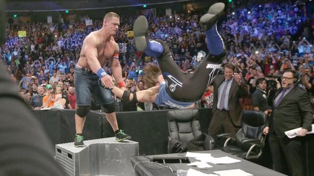 WWE Photo
