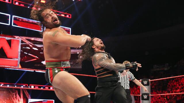 WWE Photo