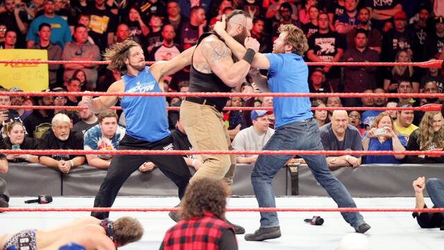 WWE Photo