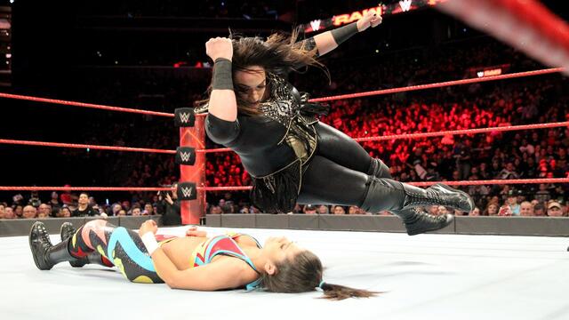 Bayley vs. Nia Jax