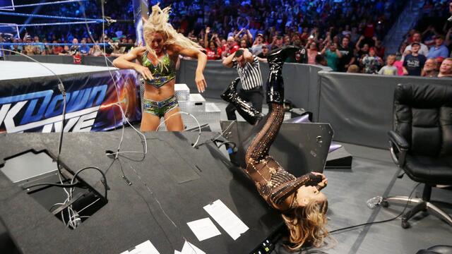 WWE Photo