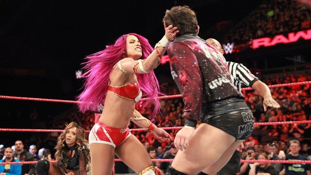 Sasha vs. Alicia