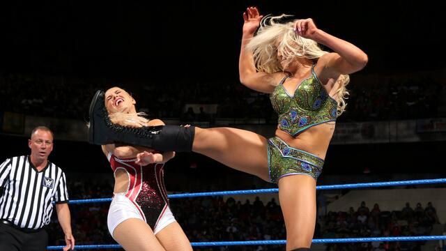 Charlotte & Becky vs. Lana & Tamina