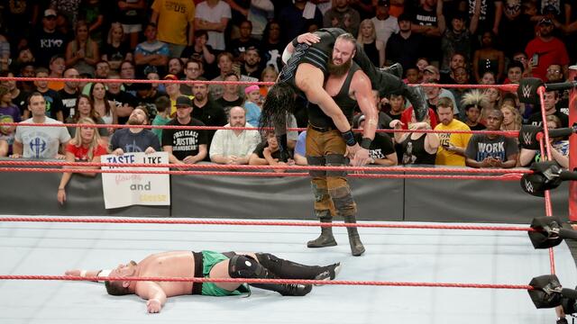 Reigns vs. Joe