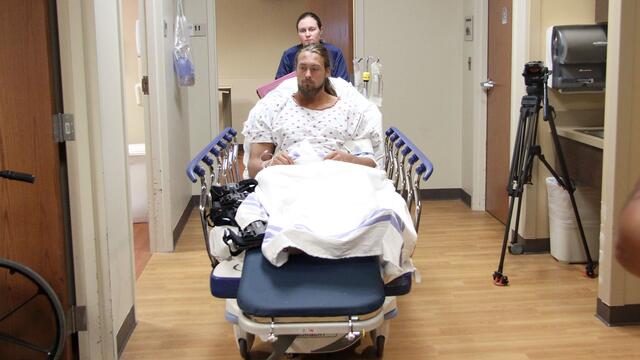 Big Cass undergoes knee surgery