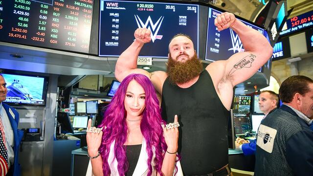 Braun Strowman and Sasha Banks at the New York Stock Exchange