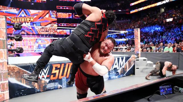 WWE Photo