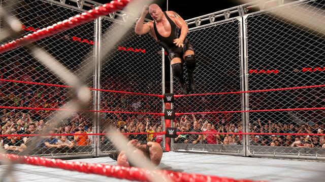 Big Show vs. Strowman