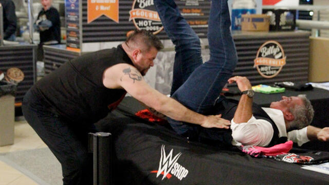 WWE Photo