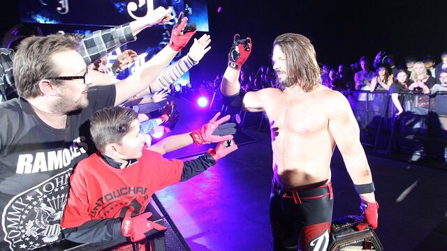WWE Photo