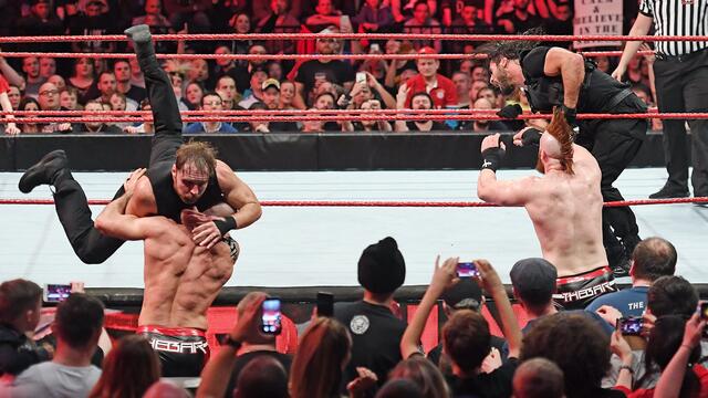 Ambrose & Rollins vs. Sheamus & Cesaro
