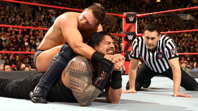 Miz vs. Reigns