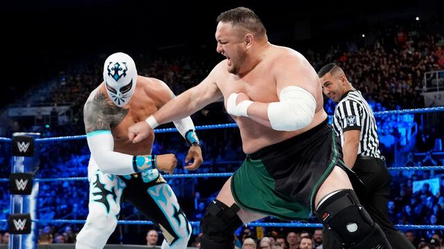 Sin Cara vs. Samoa Joe
