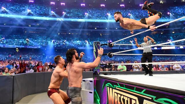 WWE Photo