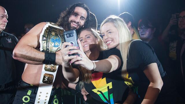 WWE Photo