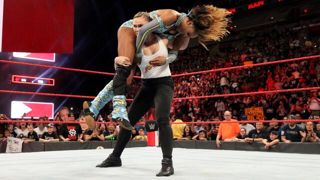 Natalya vs. Fox