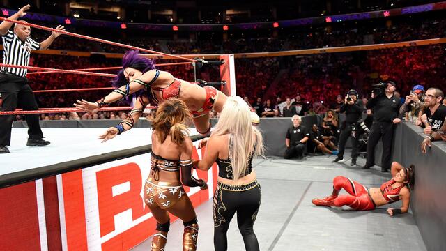Sasha & Bayley vs. Fox & Dana