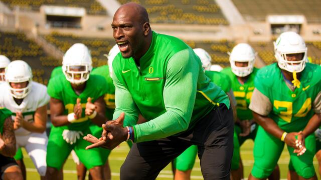 WWE Photo Titus O'Neil Oregon Ducks