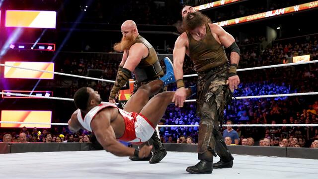 WWE Photo